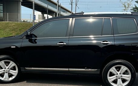 Toyota Highlander III, 2010 год, 1 540 000 рублей, 10 фотография