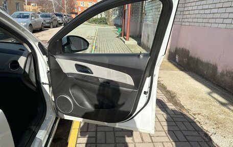 Chevrolet Cruze II, 2014 год, 900 000 рублей, 4 фотография