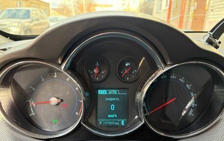 Chevrolet Cruze II, 2014 год, 900 000 рублей, 16 фотография