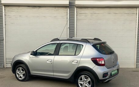 Renault Sandero II рестайлинг, 2018 год, 989 000 рублей, 5 фотография