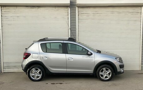 Renault Sandero II рестайлинг, 2018 год, 989 000 рублей, 4 фотография
