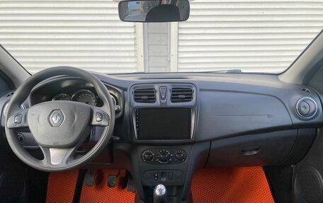 Renault Sandero II рестайлинг, 2018 год, 989 000 рублей, 9 фотография