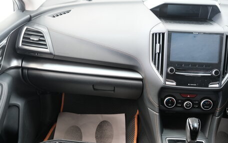 Subaru XV II, 2017 год, 1 799 000 рублей, 21 фотография