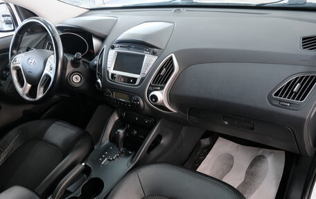 Hyundai ix35 I рестайлинг, 2012 год, 1 339 000 рублей, 21 фотография