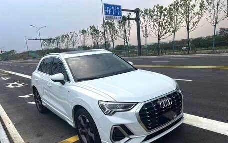 Audi Q3, 2022 год, 3 фотография