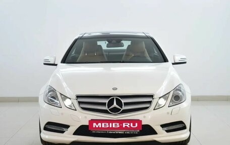 Mercedes-Benz E-Класс, 2013 год, 1 840 000 рублей, 2 фотография