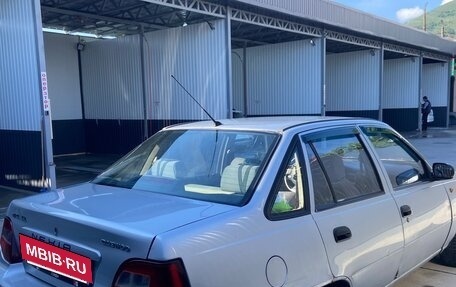 Daewoo Nexia I рестайлинг, 2010 год, 270 000 рублей, 3 фотография