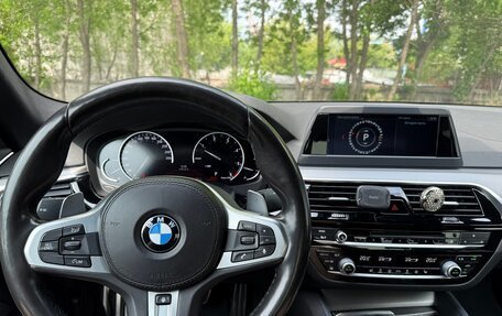 BMW 5 серия, 2018 год, 3 490 000 рублей, 24 фотография
