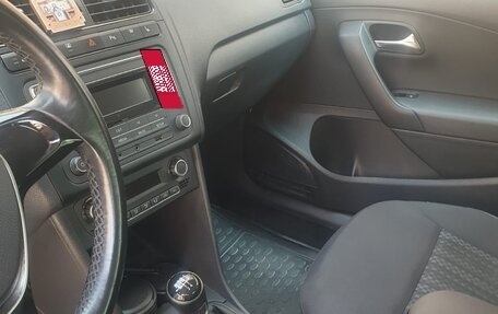 Volkswagen Polo VI (EU Market), 2017 год, 1 200 000 рублей, 6 фотография