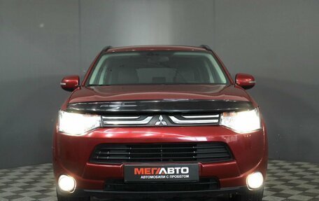 Mitsubishi Outlander III рестайлинг 3, 2013 год, 1 250 000 рублей, 3 фотография