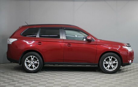 Mitsubishi Outlander III рестайлинг 3, 2013 год, 1 250 000 рублей, 8 фотография