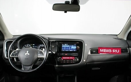 Mitsubishi Outlander III рестайлинг 3, 2013 год, 1 250 000 рублей, 11 фотография