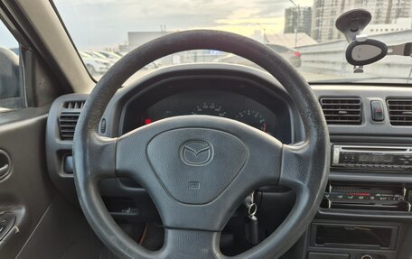 Mazda 323, 1998 год, 240 000 рублей, 6 фотография