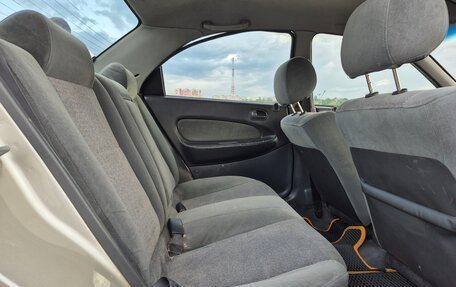 Mazda 323, 1998 год, 240 000 рублей, 9 фотография