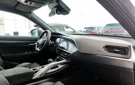 Geely Tugella FY11, 2023 год, 2 650 000 рублей, 15 фотография