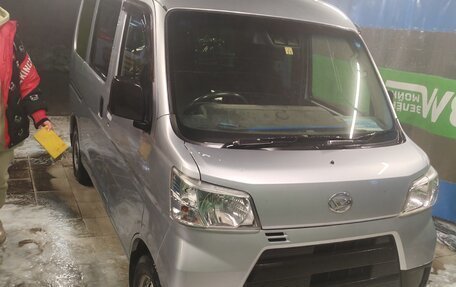 Daihatsu Hijet X, 2019 год, 800 000 рублей, 2 фотография