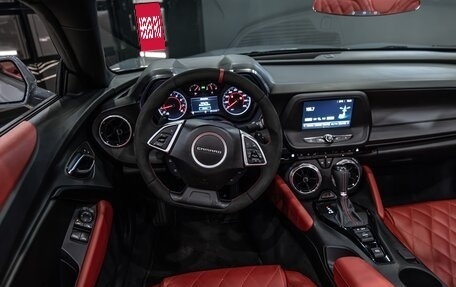 Chevrolet Camaro VI, 2017 год, 4 300 000 рублей, 15 фотография