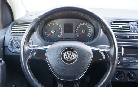 Volkswagen Polo VI (EU Market), 2017 год, 815 000 рублей, 5 фотография