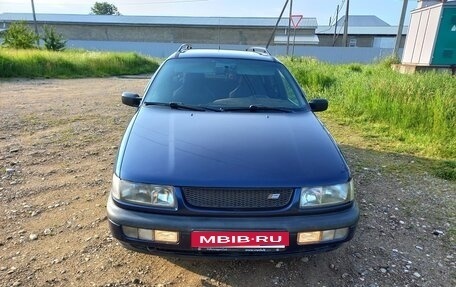 Volkswagen Passat B4, 1996 год, 330 000 рублей, 1 фотография