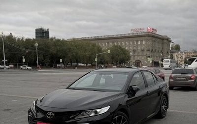 Toyota Camry, 2021 год, 3 370 000 рублей, 1 фотография
