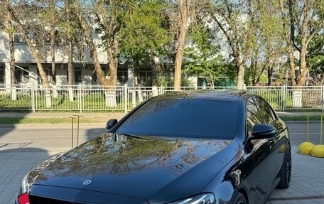 Mercedes-Benz E-Класс, 2019 год, 3 950 000 рублей, 5 фотография