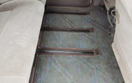 Toyota Estima III рестайлинг -2, 2002 год, 899 000 рублей, 25 фотография