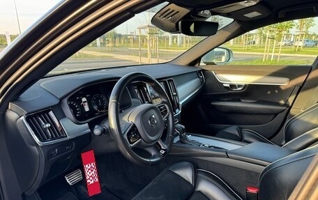 Volvo S90 II рестайлинг, 2017 год, 3 250 000 рублей, 7 фотография
