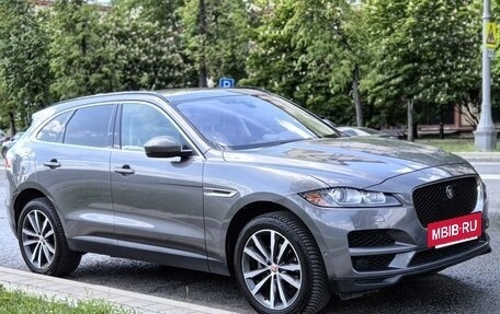 Jaguar F-Pace, 2018 год, 2 870 000 рублей, 2 фотография