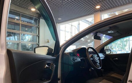 Volkswagen Polo VI (EU Market), 2011 год, 965 000 рублей, 21 фотография