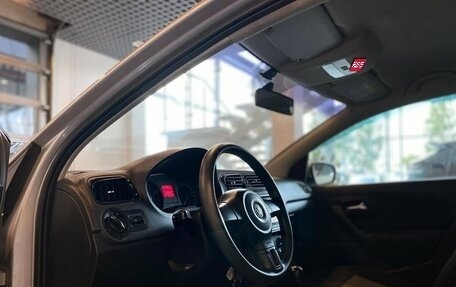 Volkswagen Polo VI (EU Market), 2011 год, 965 000 рублей, 23 фотография
