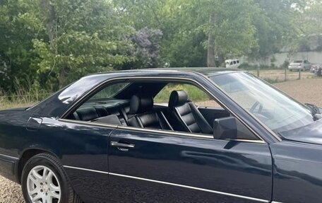 Mercedes-Benz W124, 1990 год, 800 000 рублей, 13 фотография