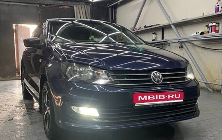Volkswagen Polo VI (EU Market), 2016 год, 899 999 рублей, 2 фотография