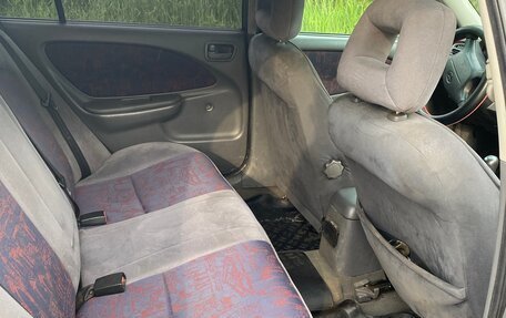 Toyota Avensis III рестайлинг, 1999 год, 215 000 рублей, 8 фотография