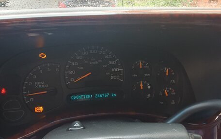Chevrolet Tahoe II, 2004 год, 2 050 000 рублей, 1 фотография