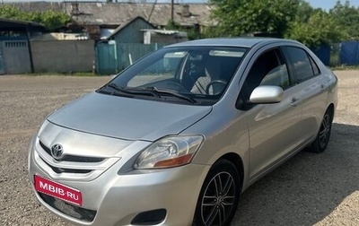 Toyota Yaris III рестайлинг, 2009 год, 750 000 рублей, 1 фотография