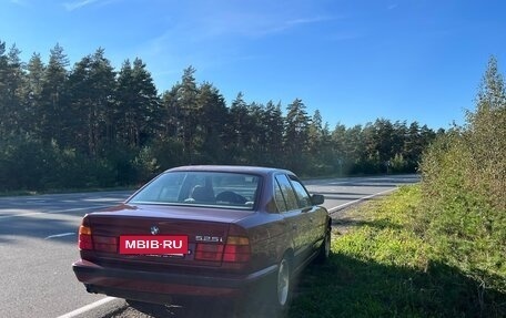 BMW 5 серия, 1989 год, 600 000 рублей, 11 фотография