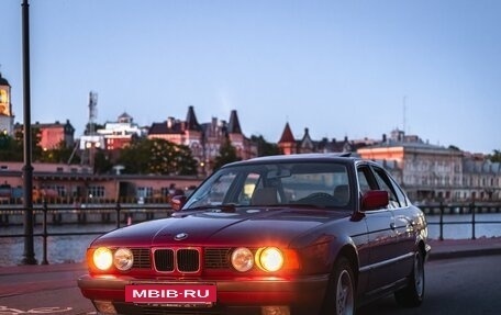 BMW 5 серия, 1989 год, 600 000 рублей, 8 фотография