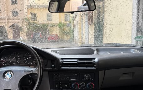 BMW 5 серия, 1989 год, 600 000 рублей, 21 фотография
