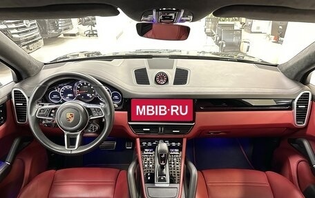 Porsche Cayenne III, 2019 год, 9 199 000 рублей, 14 фотография