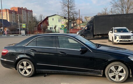 Mercedes-Benz E-Класс, 2011 год, 1 270 000 рублей, 2 фотография