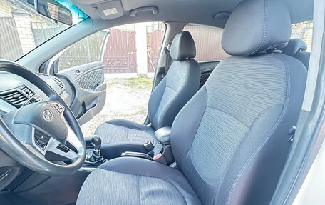 Hyundai Solaris II рестайлинг, 2016 год, 790 000 рублей, 19 фотография