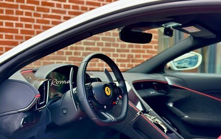 Ferrari Roma, 2021 год, 27 400 000 рублей, 13 фотография
