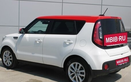 KIA Soul II рестайлинг, 2018 год, 1 690 000 рублей, 9 фотография