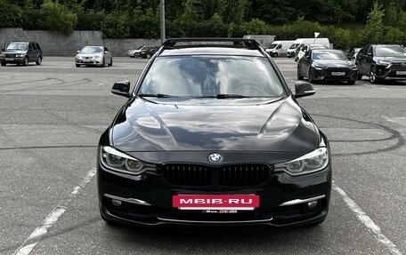 BMW 3 серия, 2018 год, 1 800 000 рублей, 3 фотография