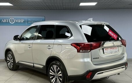 Mitsubishi Outlander III рестайлинг 3, 2019 год, 2 143 000 рублей, 7 фотография