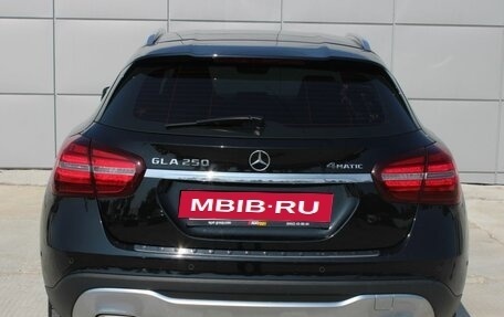 Mercedes-Benz GLA, 2018 год, 2 490 000 рублей, 7 фотография