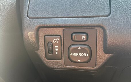 Toyota Yaris III рестайлинг, 2009 год, 750 000 рублей, 11 фотография