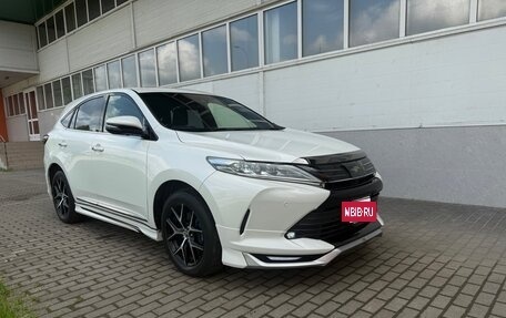 Toyota Harrier, 2019 год, 2 800 000 рублей, 14 фотография