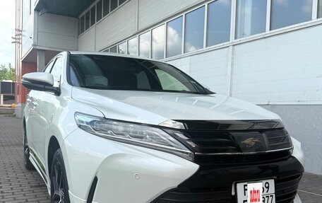 Toyota Harrier, 2019 год, 2 800 000 рублей, 21 фотография