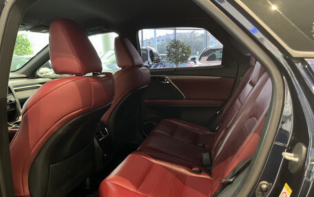 Lexus RX IV рестайлинг, 2018 год, 4 346 000 рублей, 16 фотография